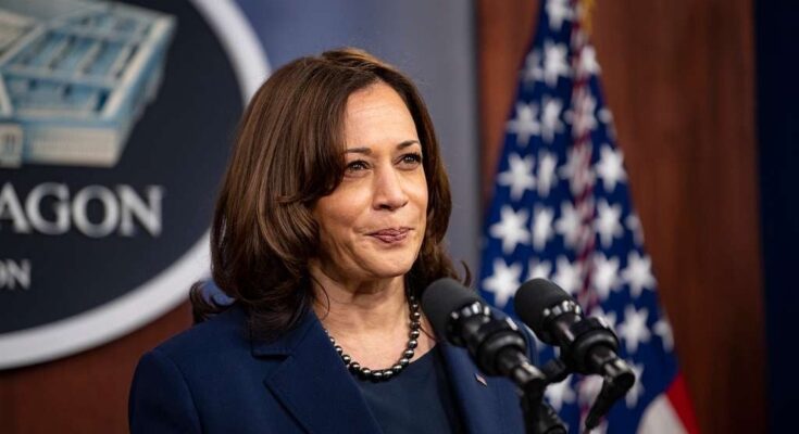 Barack and Michelle Obama Endorse Kamala Harris