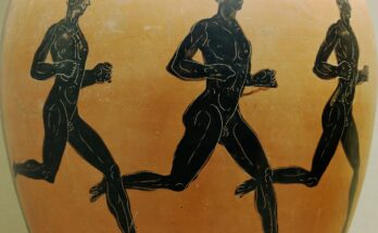 An pottery depicting three runners at the Olympic Games.