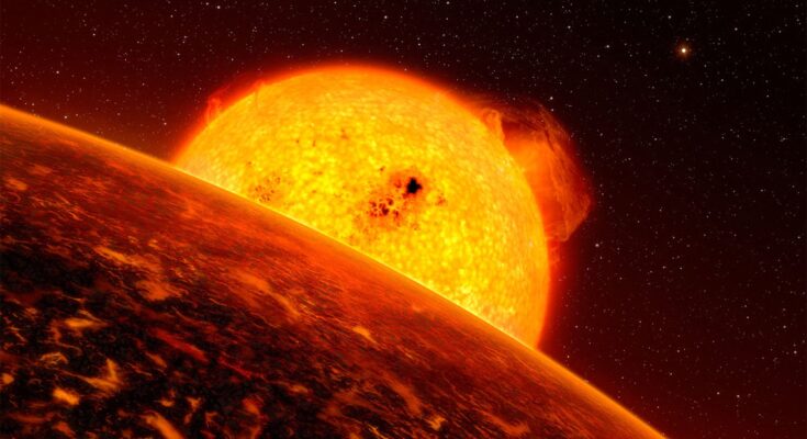 Exoplanet bigger than Jupiter smells of rotten eggs, new study finds.