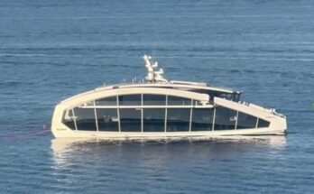 Futuristic yacht dazzles Mykonos