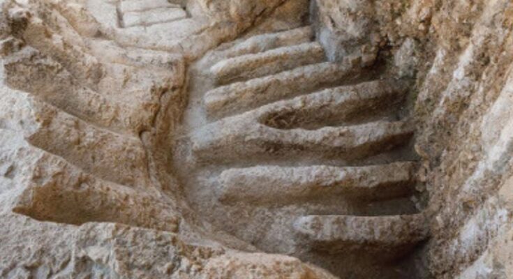 A giant moat uncovered between the City of David and Temple Mount