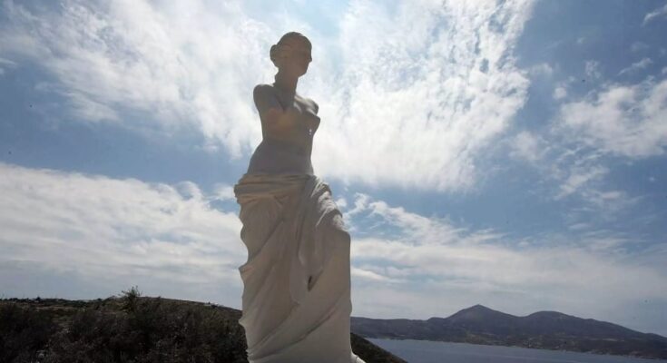 Aphrodite Milos statue copy