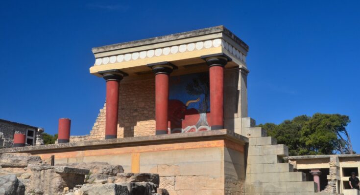 Knossos Palace, legendary residence of King Minos.