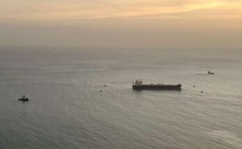 Oil Tanker 'Sounion' in the Red Sea After Houthi Rebel Attack, Raising Environmental Concerns.