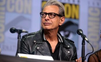 Jeff Goldblum Is Fantastic as Greek God Zeus in Netflix Series