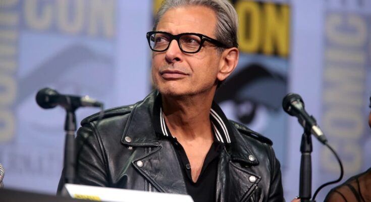 Jeff Goldblum Is Fantastic as Greek God Zeus in Netflix Series