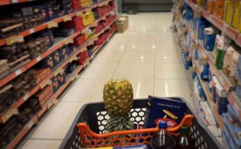 A Pineapple Dating Craze Has Hit Spain’s Mercadona Supermarkets