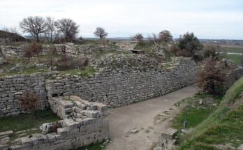 Bronze Age walls of Troy VI