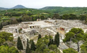 Panoramic view of the Palace of Knossos.