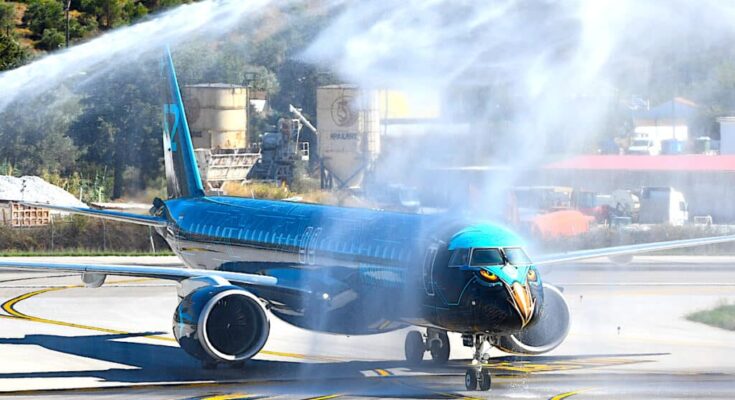 Embraer E195-E2 in Skiathos