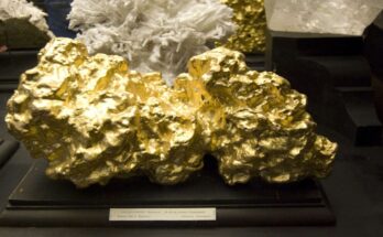 Large gold nugget from Ballarat, Victoria (Australia)