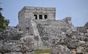 Archaeologists discover mysterious underground structure under Mayan ball court in Campeche.