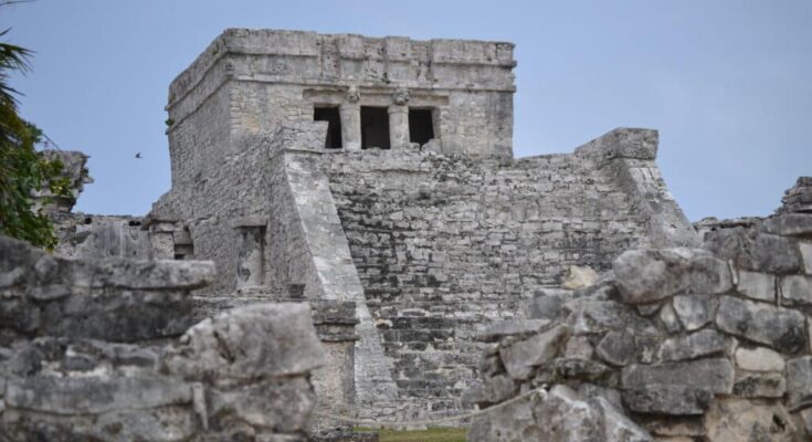 Archaeologists discover mysterious underground structure under Mayan ball court in Campeche.