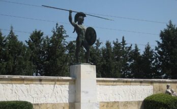 staue of Leonidas king of sparta