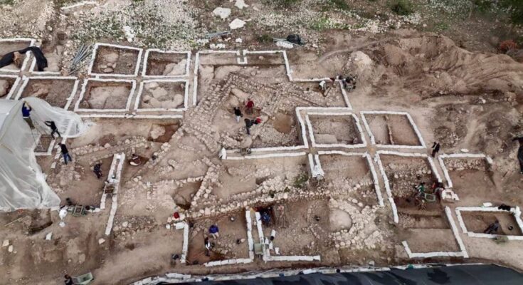 5,000-year-old Bronze Age temple in Israel