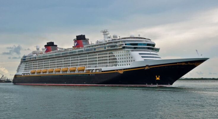 Disney Fantasy departing from Port Canaveral