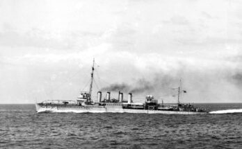 The U.S. Navy destroyer USS Stewart (DD-224) steaming at high speed