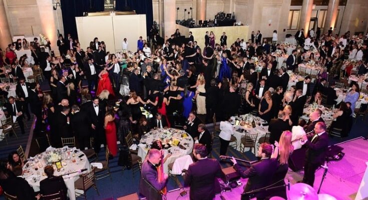 Hellenic Initiative Gala Honors Metropoulos Philanthropy