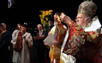 Patriarch Bartholomew Praises Greek Diaspora in Australia Visit