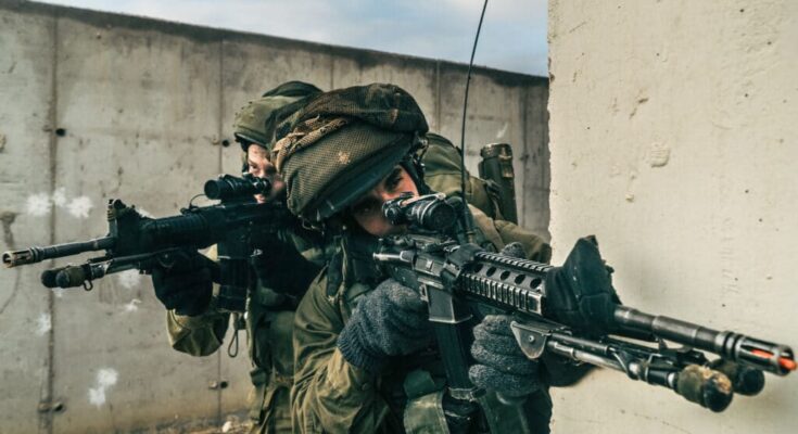 This is an image of IDF paratroopers in brigade exercise Credits: Israel Defense Forces / CC BY NC 2.0