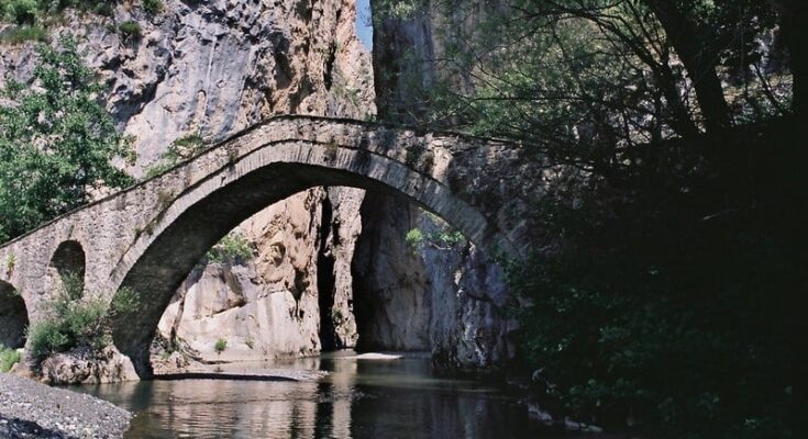 stone bridge at Portitsa, Grevena, Greece