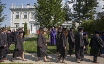 picture showing convocation as Greece education ranking stands at mid-tier among the world's most educated countries.