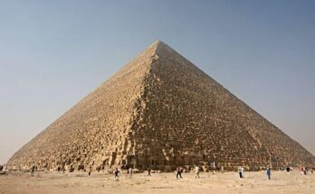 The Great Pyramid of Giza, Egypt’s largest ancient pyramid, standing under a clear sky.